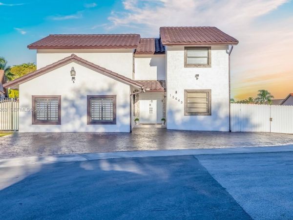 15445 SW 57th St , Miami, FL 33193