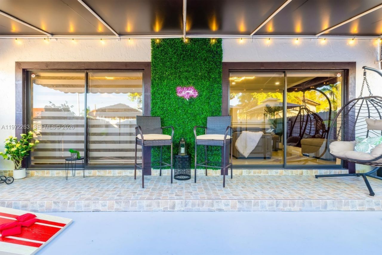 15445 SW 57th St , Miami, FL 33193 Photo