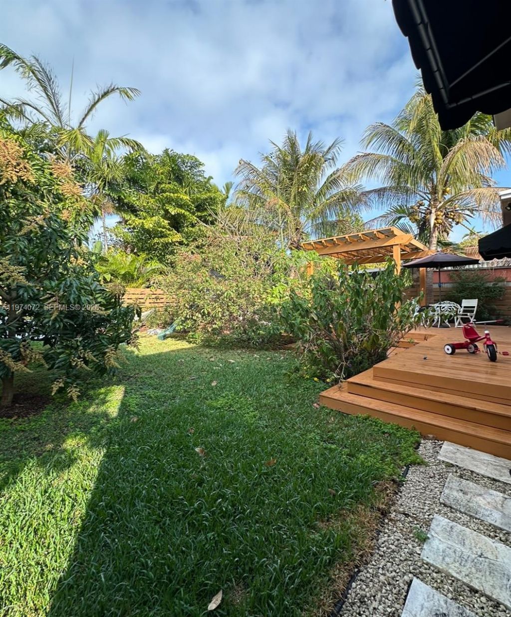 9048 Carlyle Ave, Surfside, FL 33154 Photo