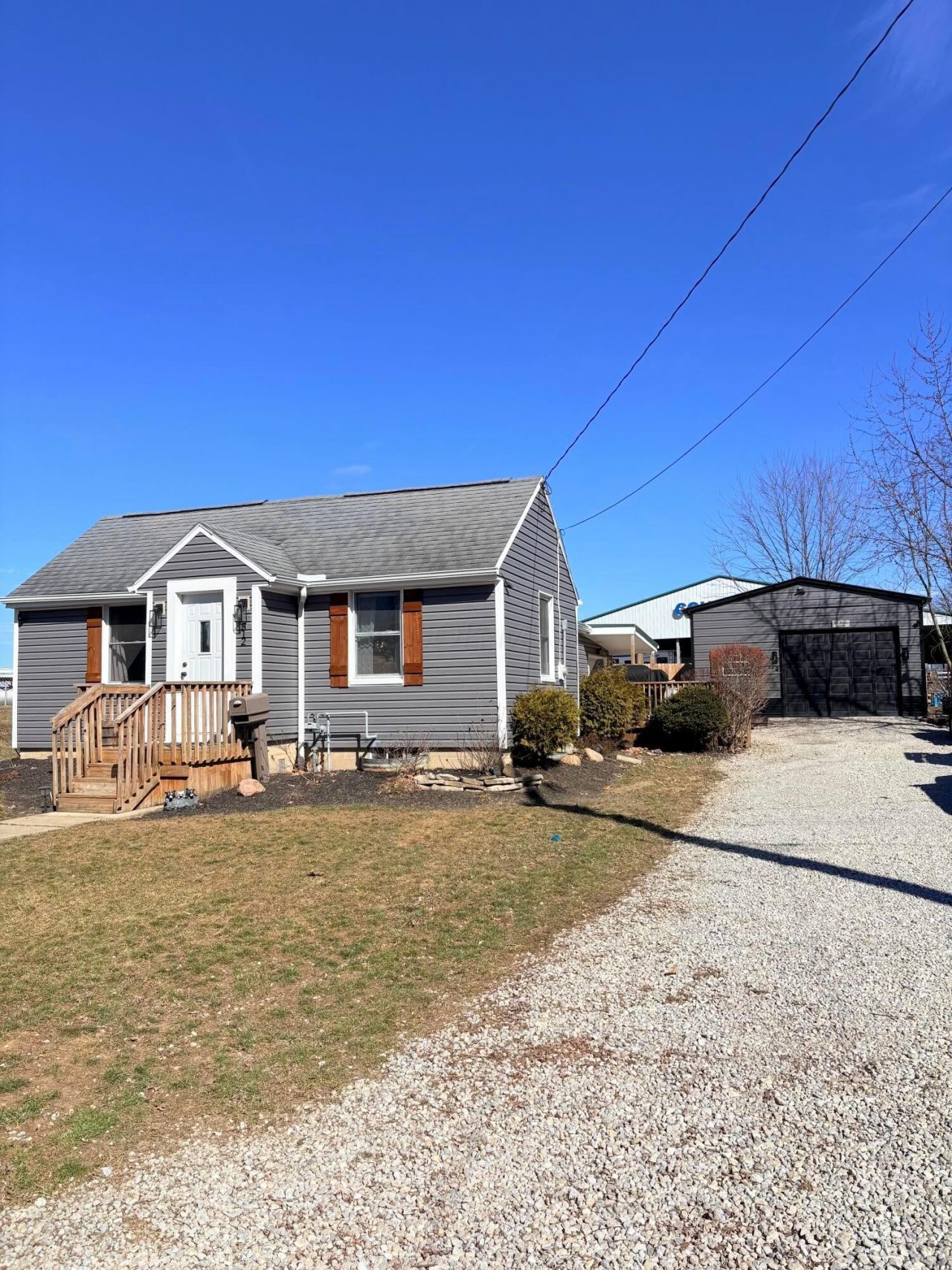 512 Hawthorne Avenue, London, OH 43140 Main Photo