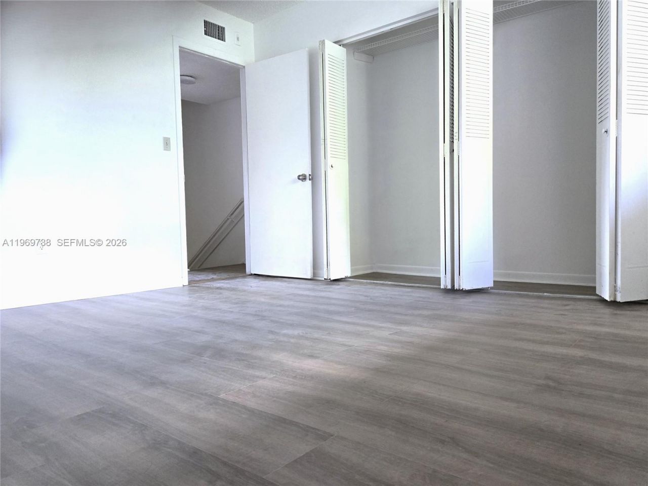 300 NW 107th Ave, Unit 206, Miami, FL 33172 Photo