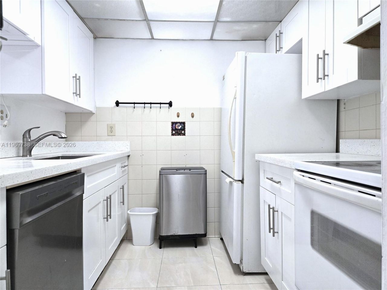 300 NW 107th Ave, Unit 206, Miami, FL 33172 Photo