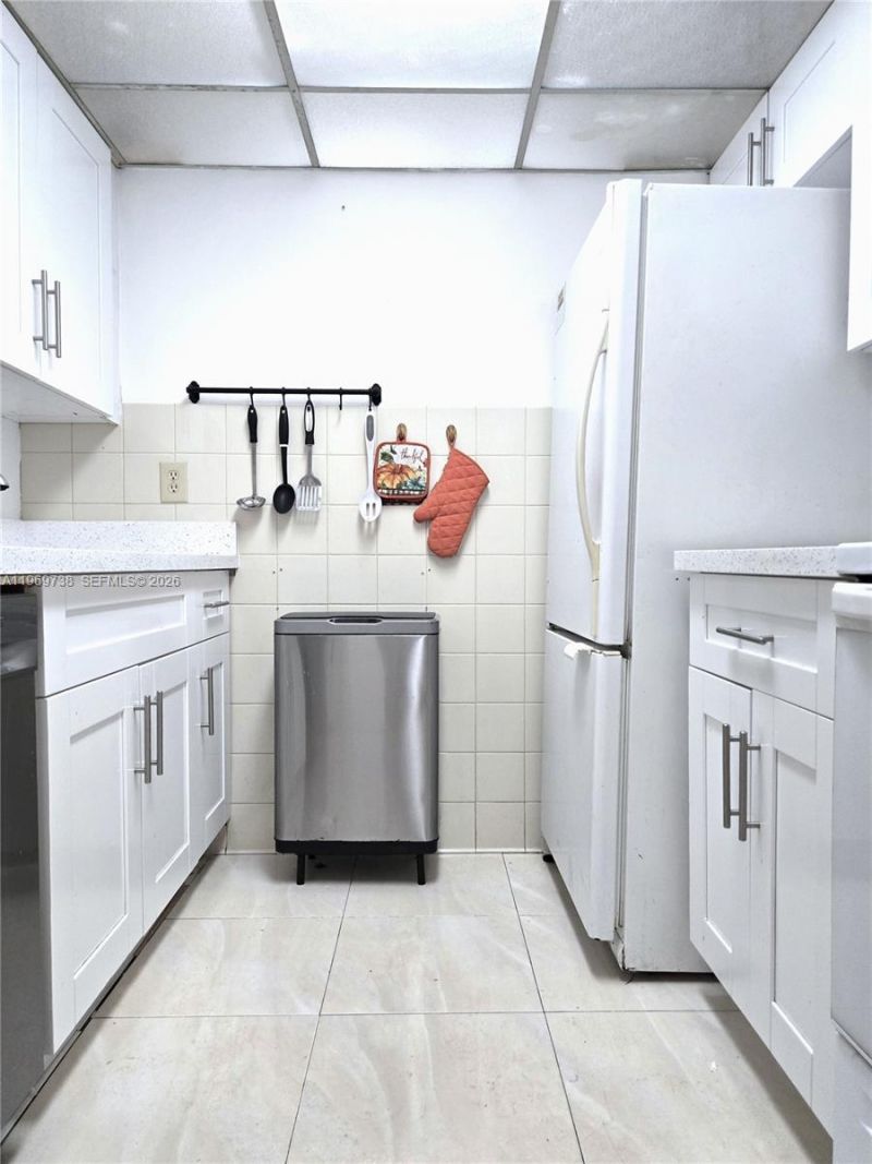 300 NW 107th Ave, Unit 206, Miami, FL 33172 Photo