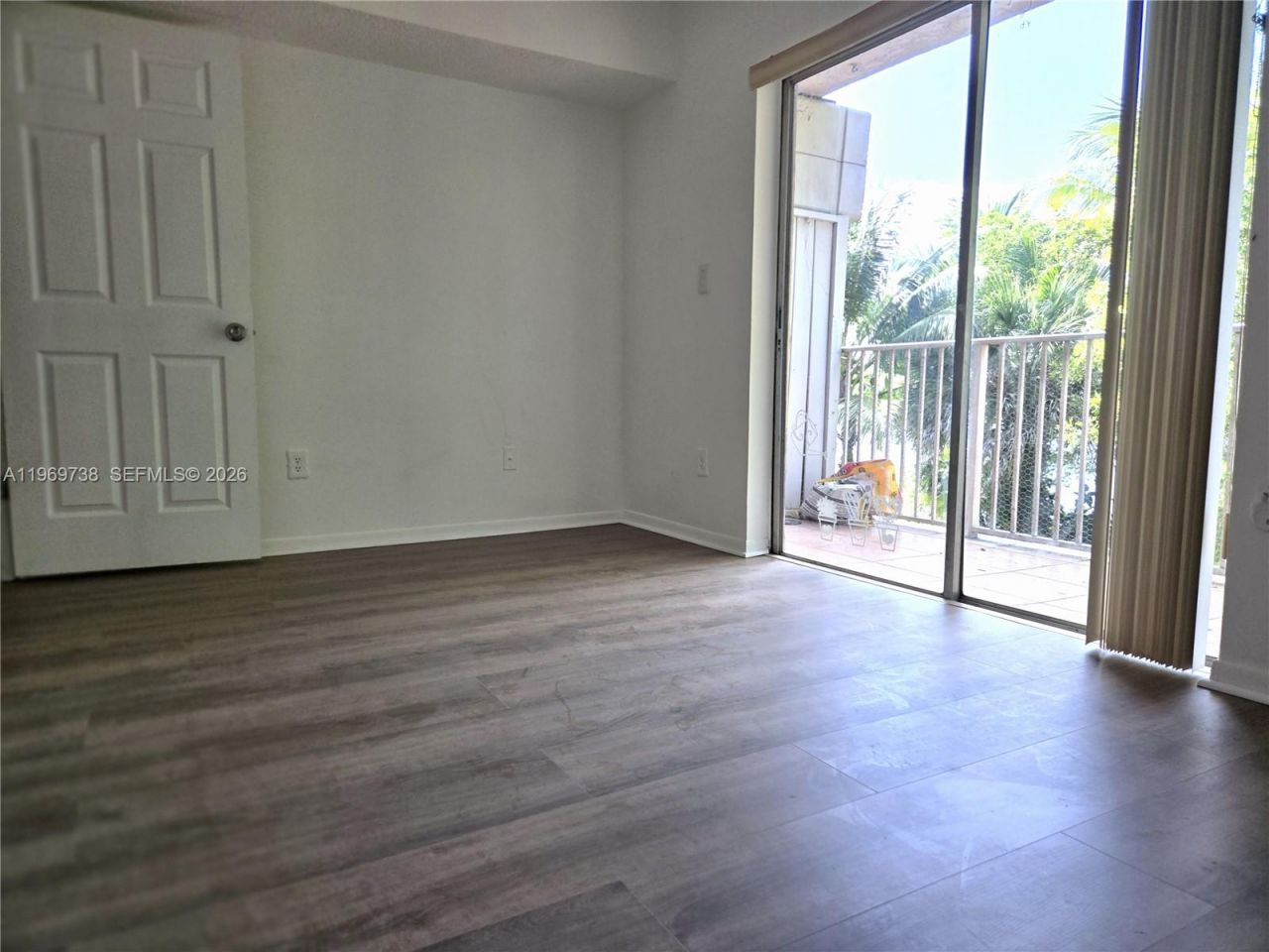 300 NW 107th Ave, Unit 206, Miami, FL 33172 Photo