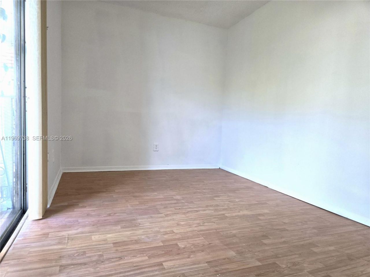 300 NW 107th Ave, Unit 206, Miami, FL 33172 Photo