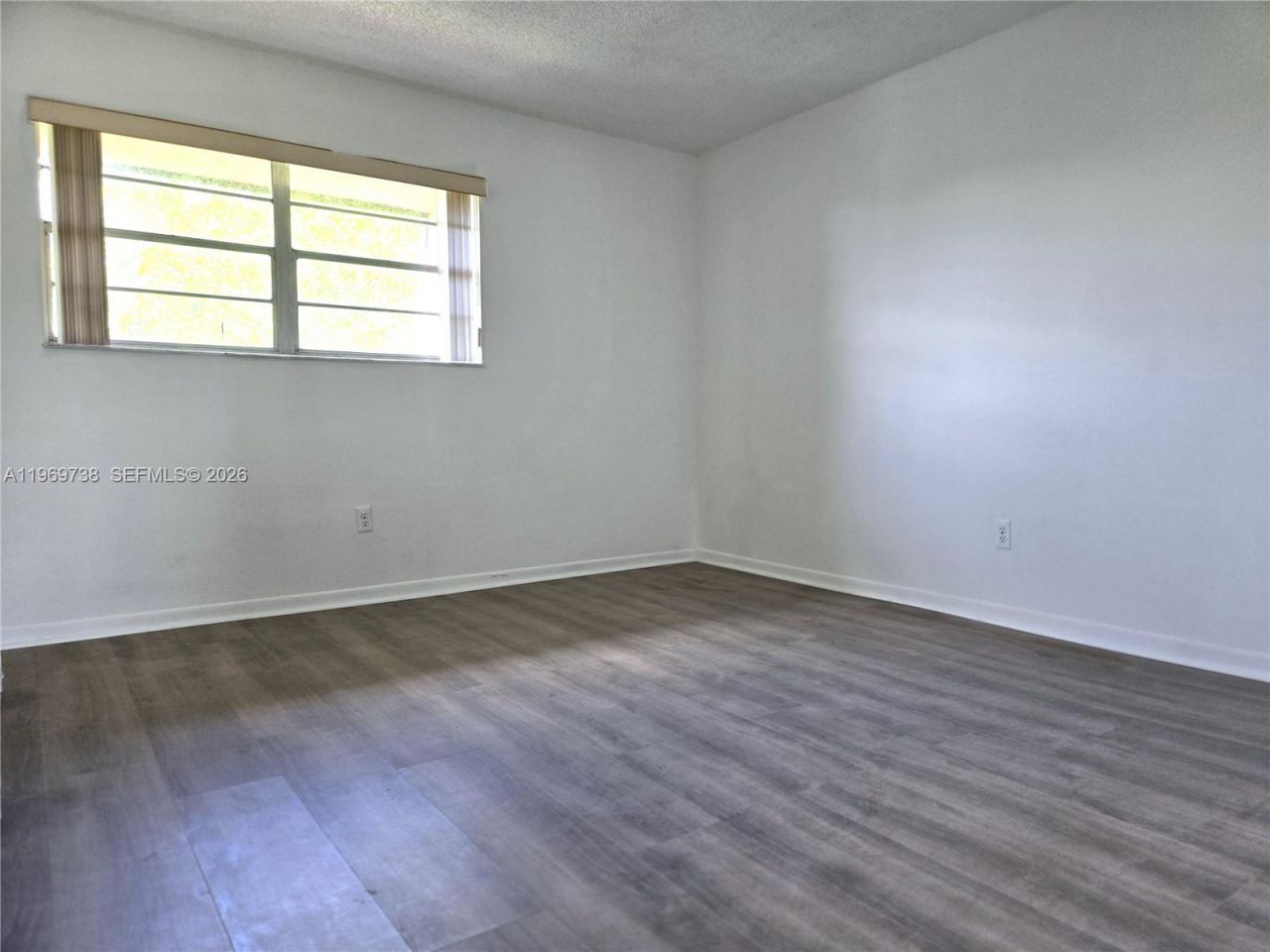 300 NW 107th Ave, Unit 206, Miami, FL 33172 Photo