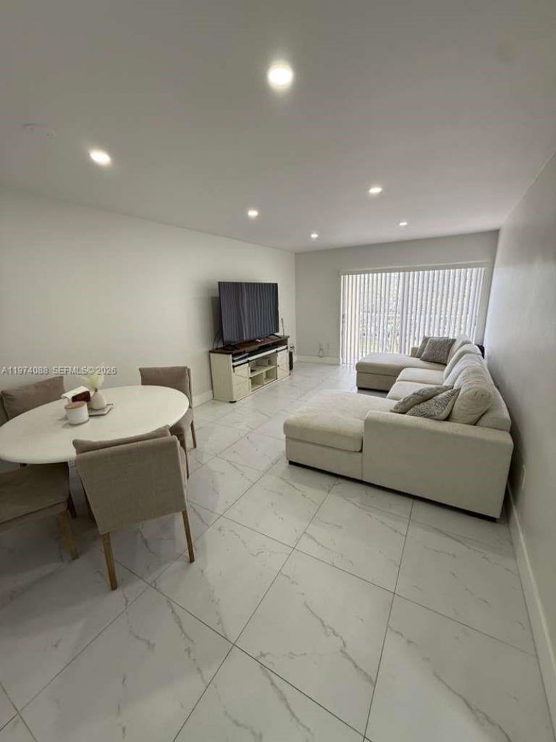 7727 SW 86th St, Unit A1-303, Miami, FL 33143 Photo