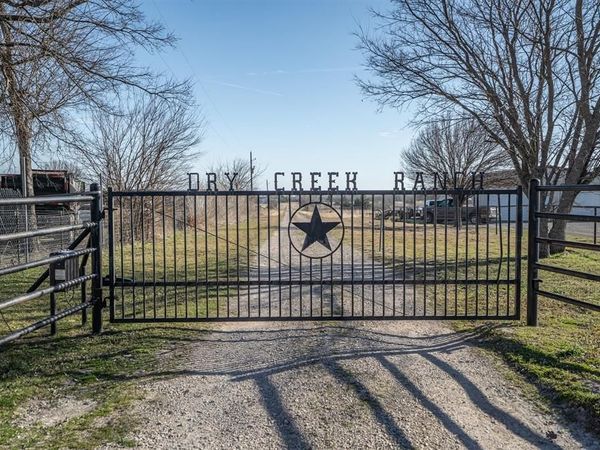 19754 County Road 818 , Farmersville, TX 75442