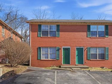 305 Lake Street, Unit 18, Nicholasville, KY 40356