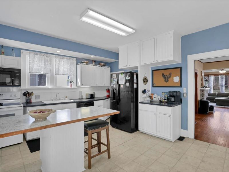 220 Coshocton Avenue, Mount Vernon, OH 43050 Photo 12