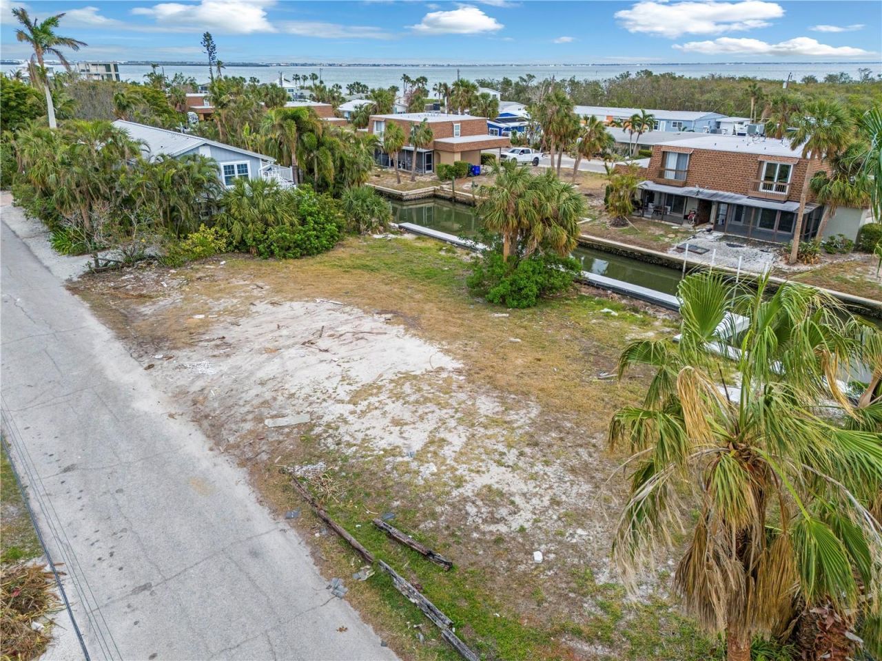 720 Tarawitt Drive, Longboat Key, FL 34228 Photo