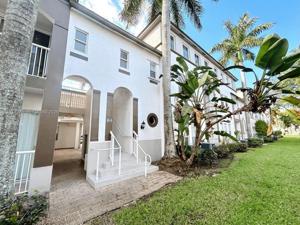 4351 SW 160th Ave, Unit 209, Miramar, FL 33027