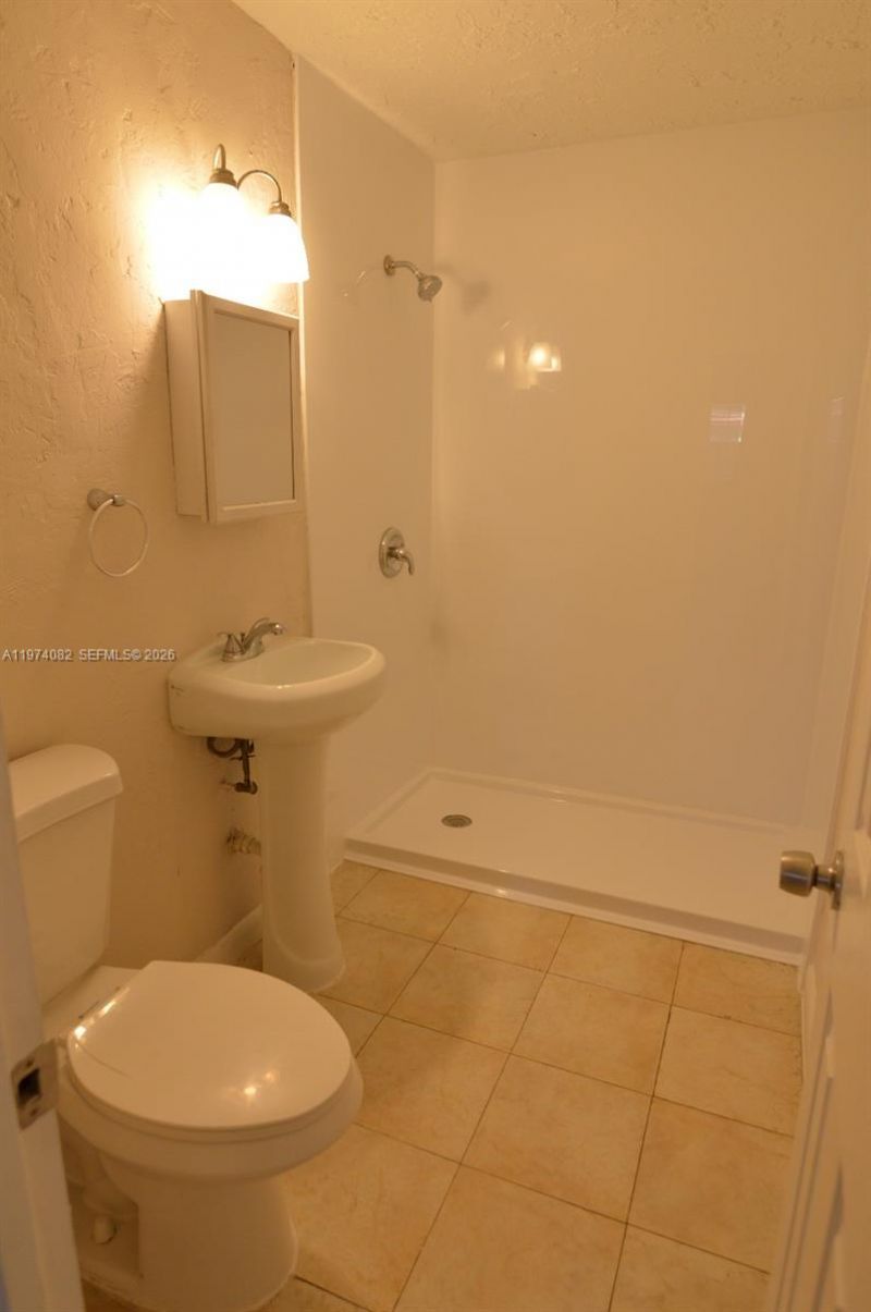 731 NW 17th Ct , Pompano Beach, FL 33060 Photo