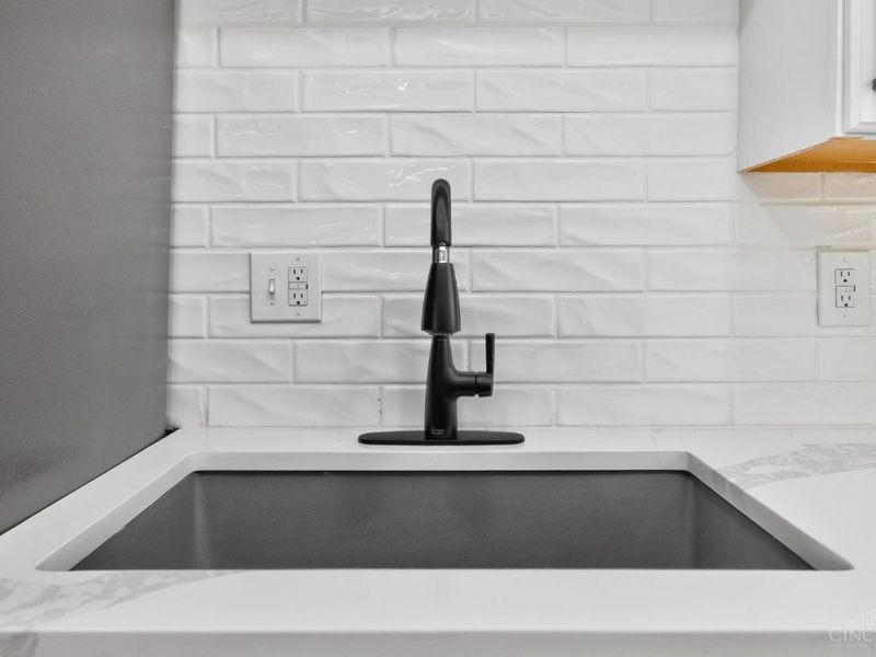 1961 Connecticut Avenue, Cincinnati, OH 45224 Photo 15