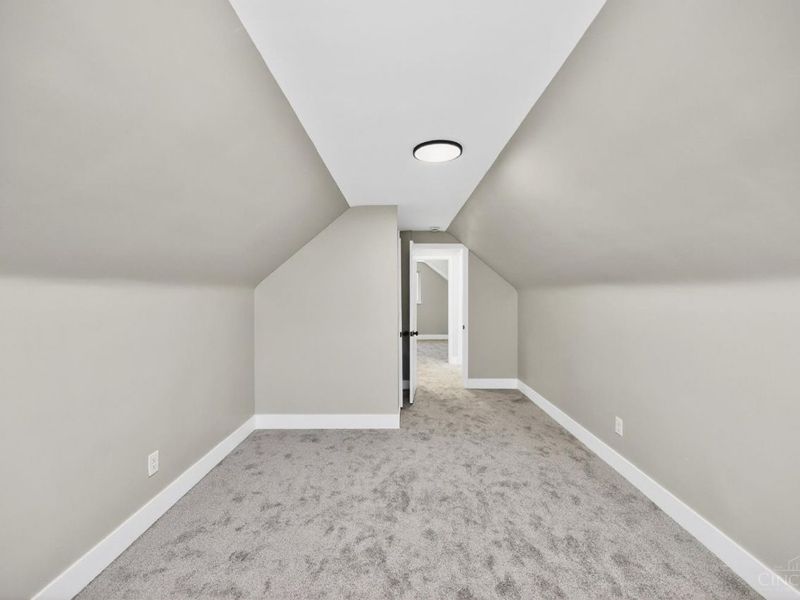 1961 Connecticut Avenue, Cincinnati, OH 45224 Photo 34