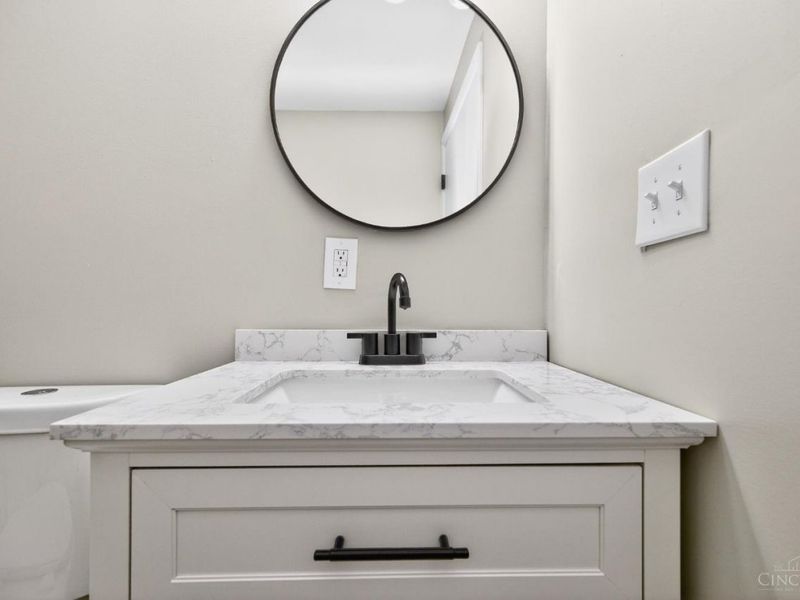 1961 Connecticut Avenue, Cincinnati, OH 45224 Photo 43