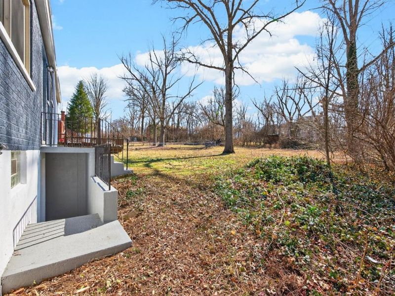 1961 Connecticut Avenue, Cincinnati, OH 45224 Photo 49