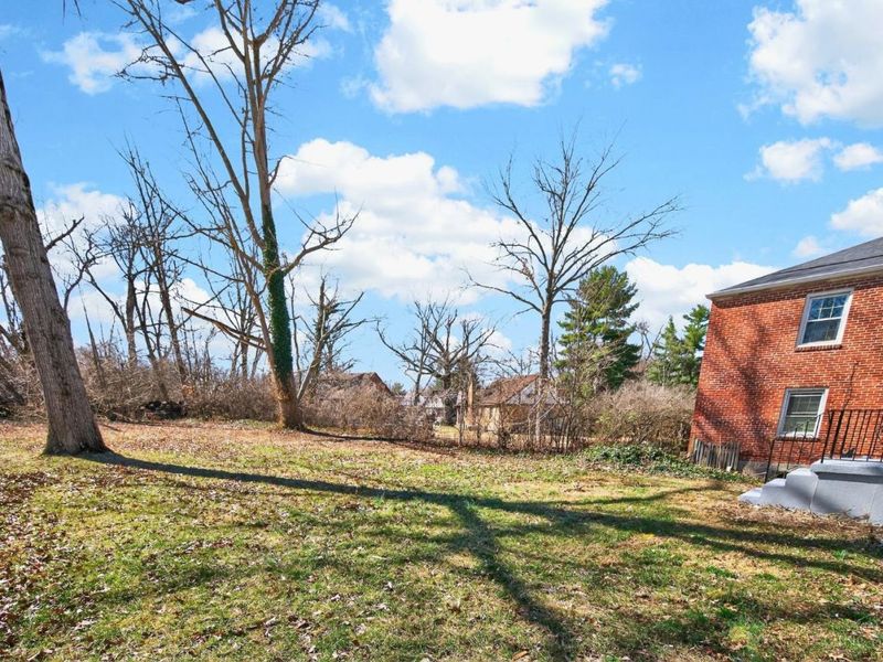 1961 Connecticut Avenue, Cincinnati, OH 45224 Photo 52