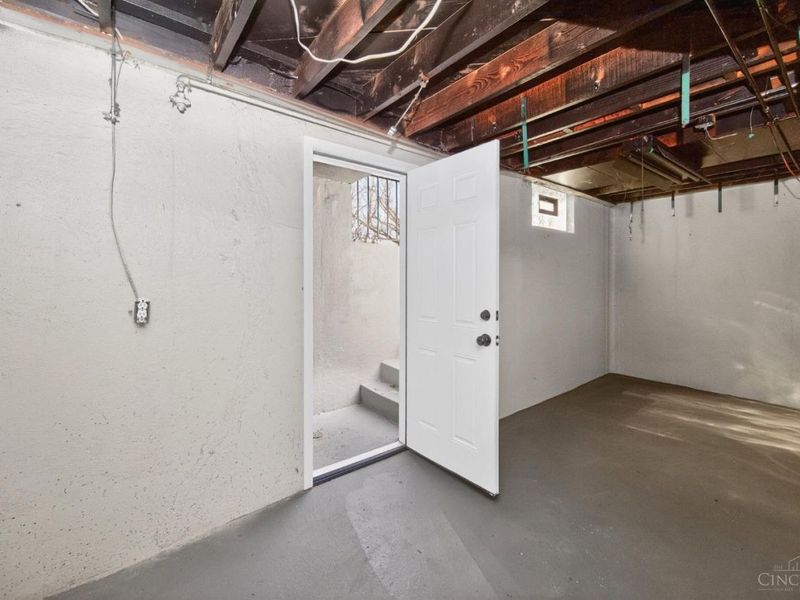 1961 Connecticut Avenue, Cincinnati, OH 45224 Photo 57