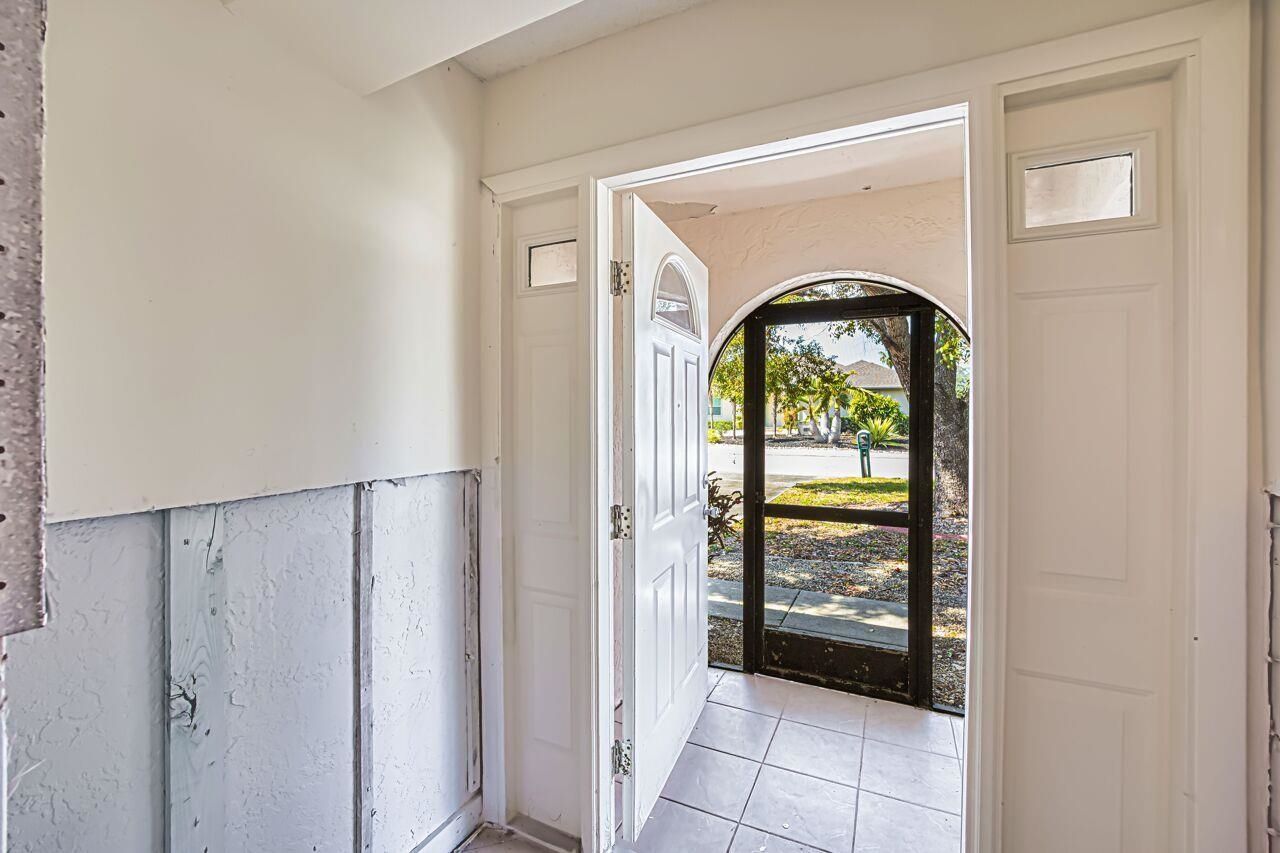 14922 Bonaire Circle, Fort Myers, FL 33908 Photo
