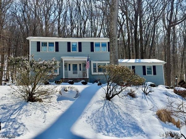 14 Fieldstone Ct, Randolph, NJ 07869