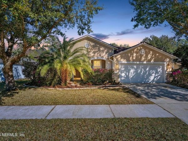 1267 DUNNS LAKE Drive, Jacksonville, FL 32218