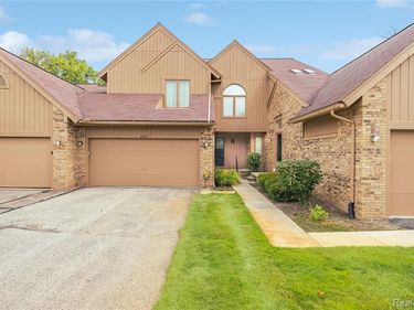 6607 Westbrooke Court, West Bloomfield Twp, MI 48322