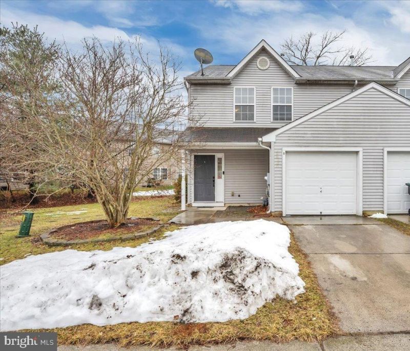 1 Meadowood Lane, Sicklerville, NJ 08081 Main Photo