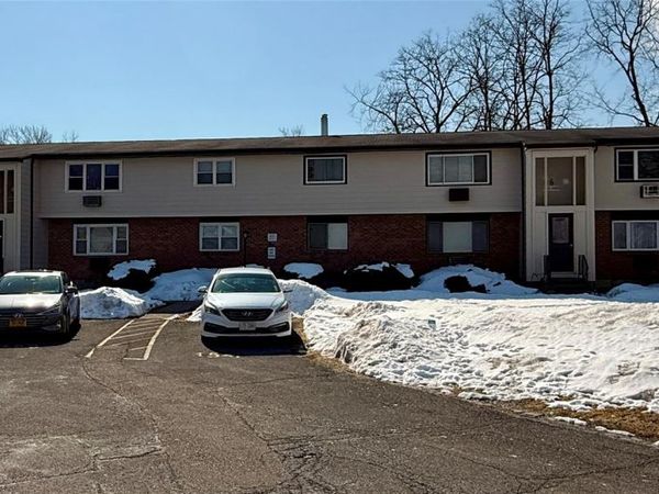 606 Parr Meadow Drive, Unit 6F, Newburgh, NY 12550
