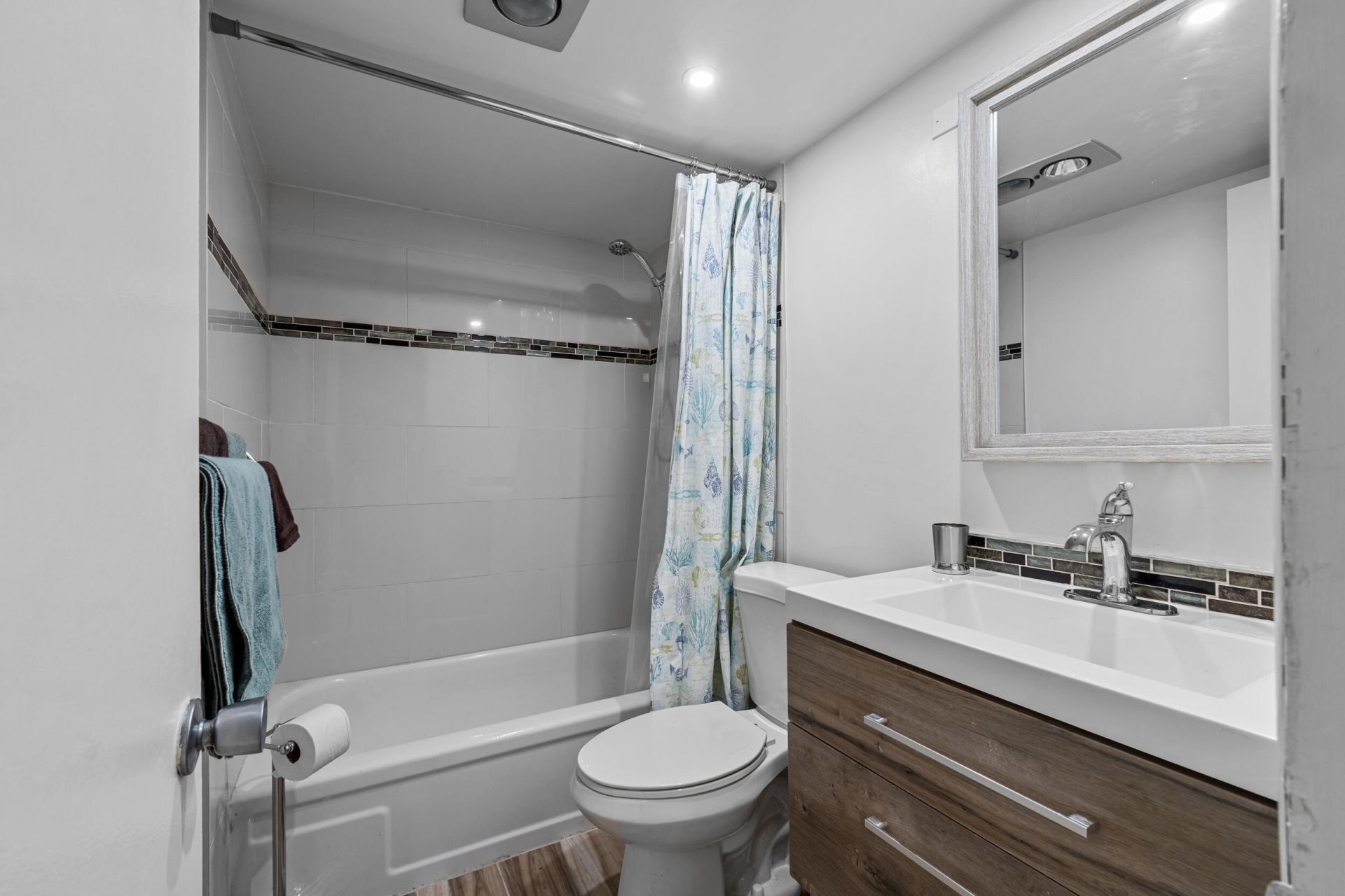 227 Dorchester J, West Palm Beach, FL 33417 Photo