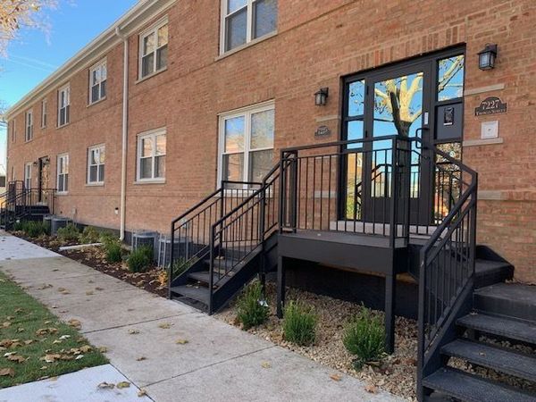7227 Thomas Street, Unit 1, River Forest, IL 60305