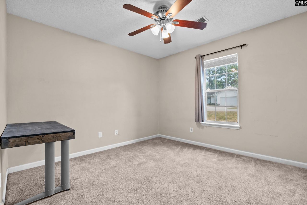 305 Whispering Glen Court  Photo 18