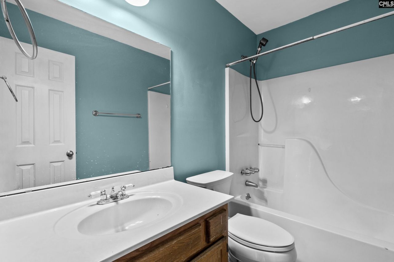 305 Whispering Glen Court  Photo 20