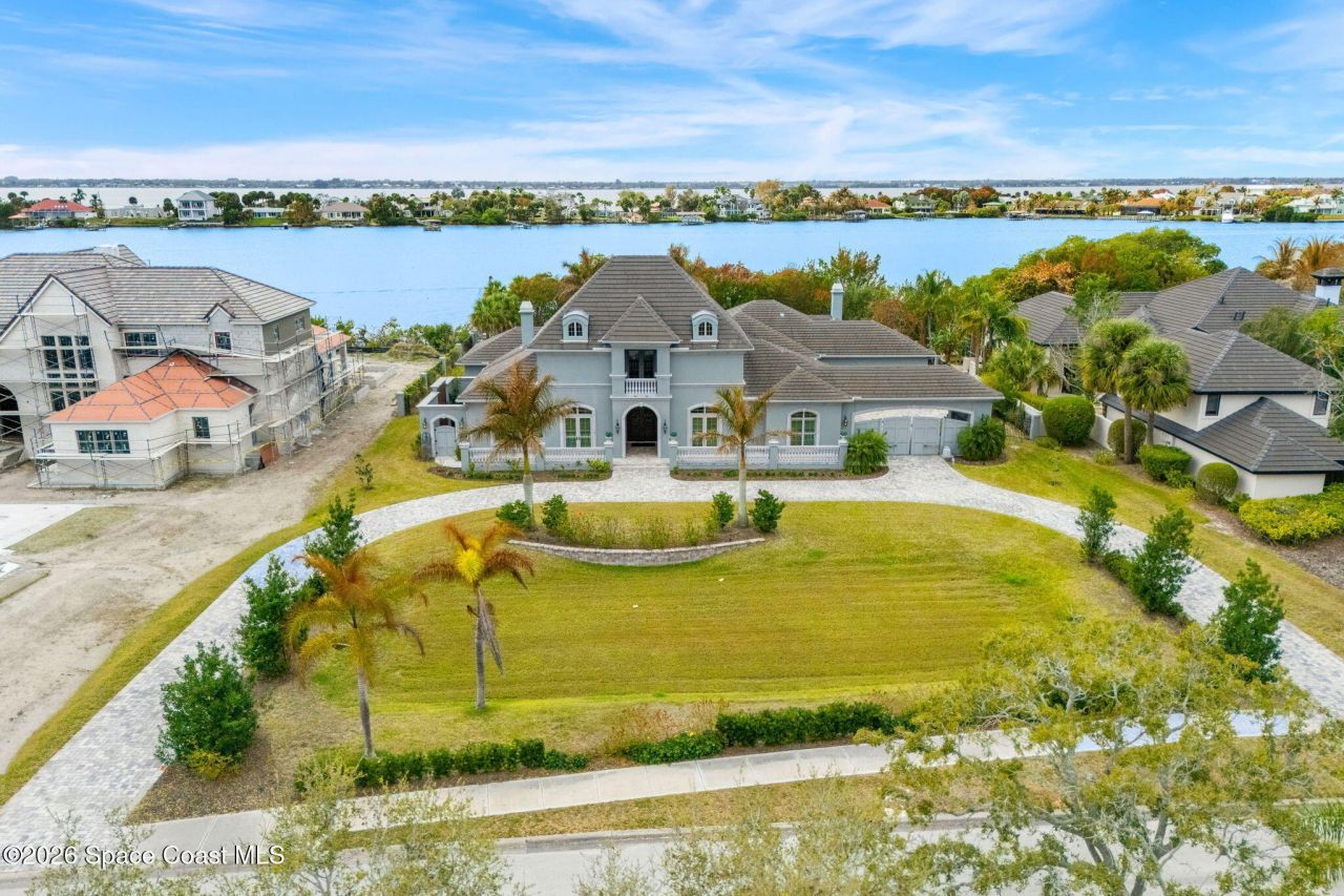 135 Lansing Island Drive, Indian Harbor Beach, FL 32937 Photo