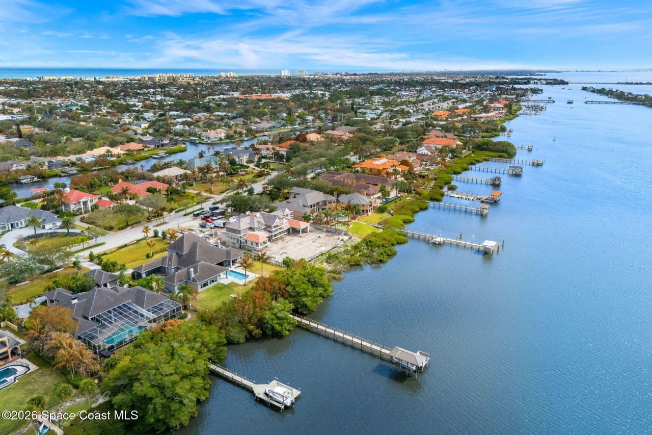 135 Lansing Island Drive, Indian Harbor Beach, FL 32937 Photo
