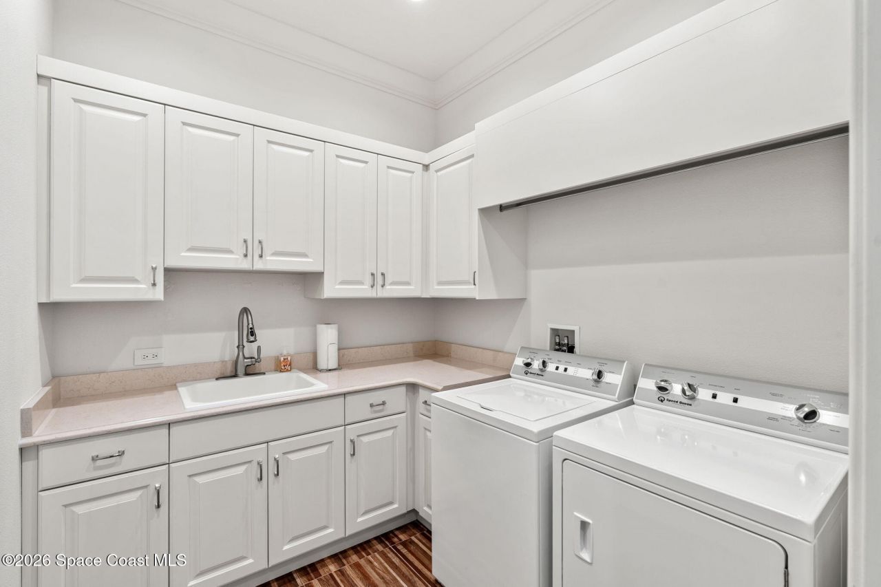 135 Lansing Island Drive, Indian Harbor Beach, FL 32937 Photo