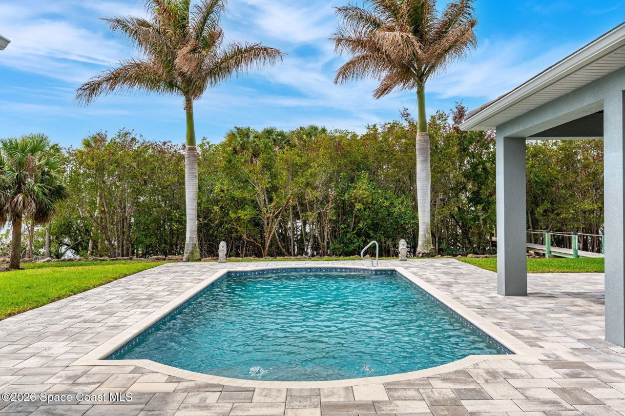 135 Lansing Island Drive, Indian Harbor Beach, FL 32937 Photo