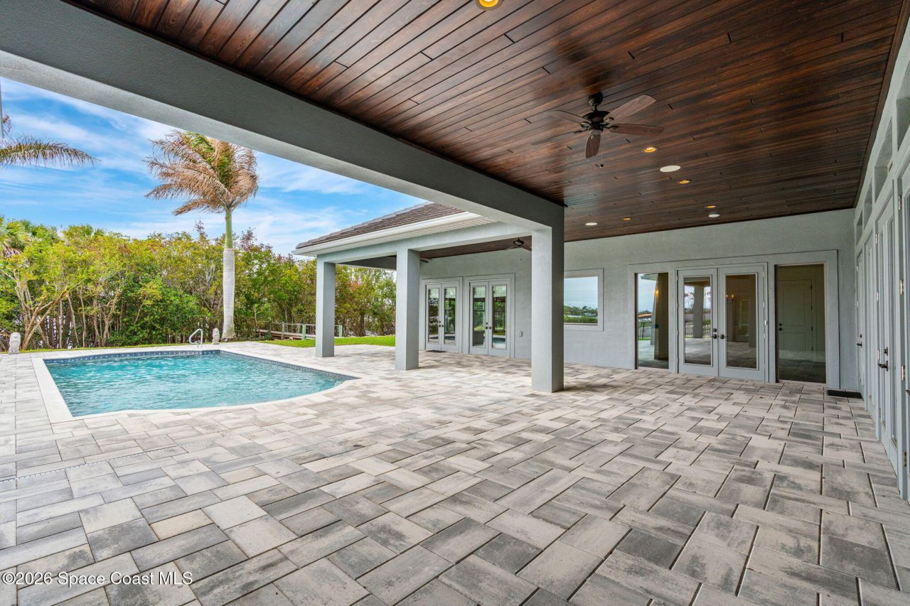 135 Lansing Island Drive, Indian Harbor Beach, FL 32937 Photo