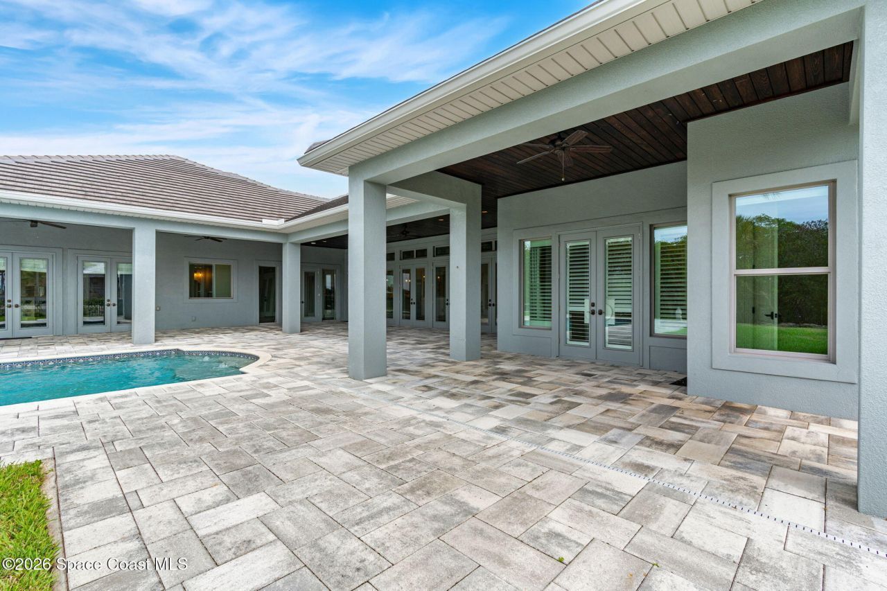 135 Lansing Island Drive, Indian Harbor Beach, FL 32937 Photo