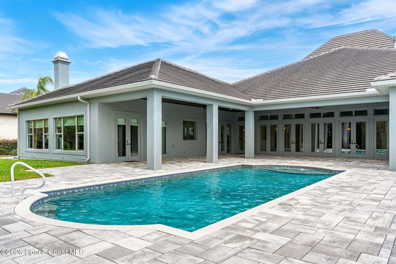 135 Lansing Island Drive, Indian Harbor Beach, FL 32937 Photo