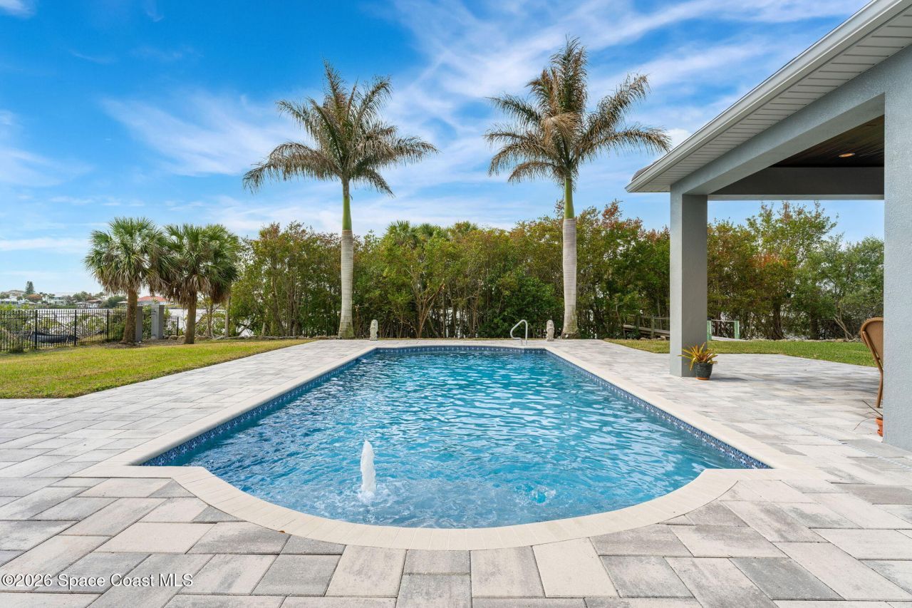 135 Lansing Island Drive, Indian Harbor Beach, FL 32937 Photo