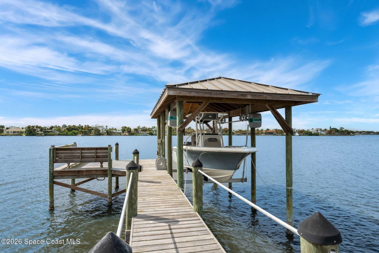 135 Lansing Island Drive, Indian Harbor Beach, FL 32937 Photo