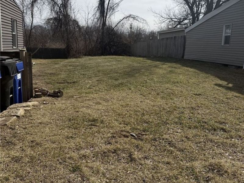 2825 York Avenue, Cleveland, OH 44113 Photo 5