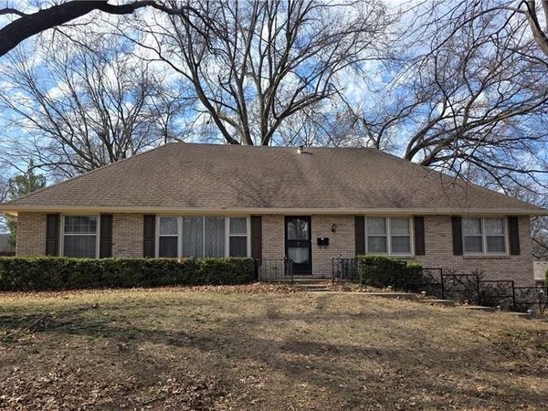 3600 S Delaware Avenue, Independence, MO 64055