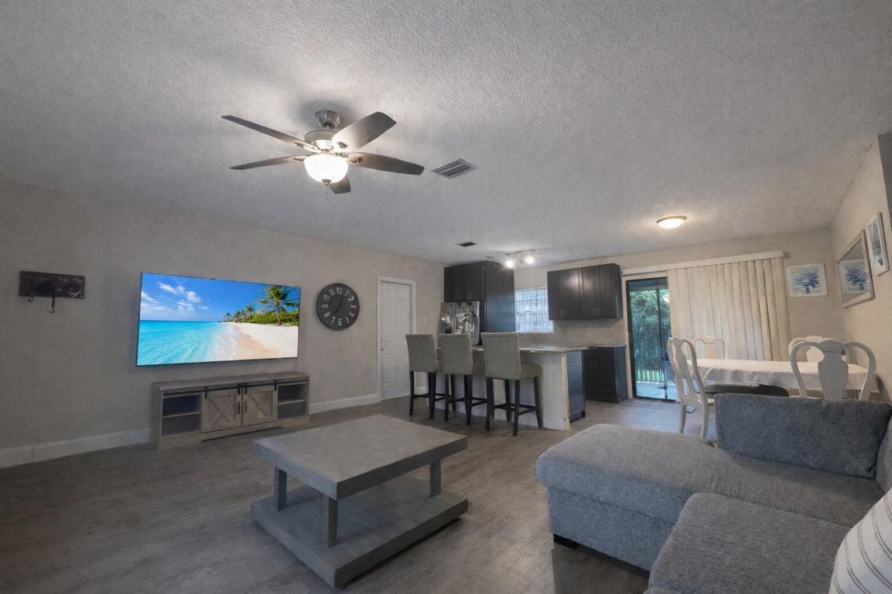 2325 SW Independence Road Sw, Port Saint Lucie, FL 34953 Photo