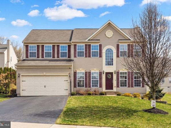 1580 PLEADER LANE, YORK, PA 17402
