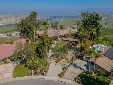 2820 Rio Vista Drive, Bakersfield, CA 93306