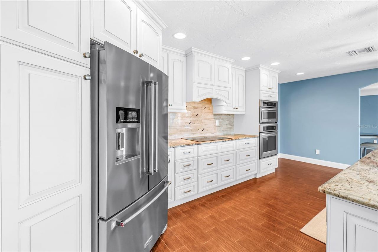 1964 Massachusetts Avenue Ne, Saint Petersburg, FL 33703 Photo