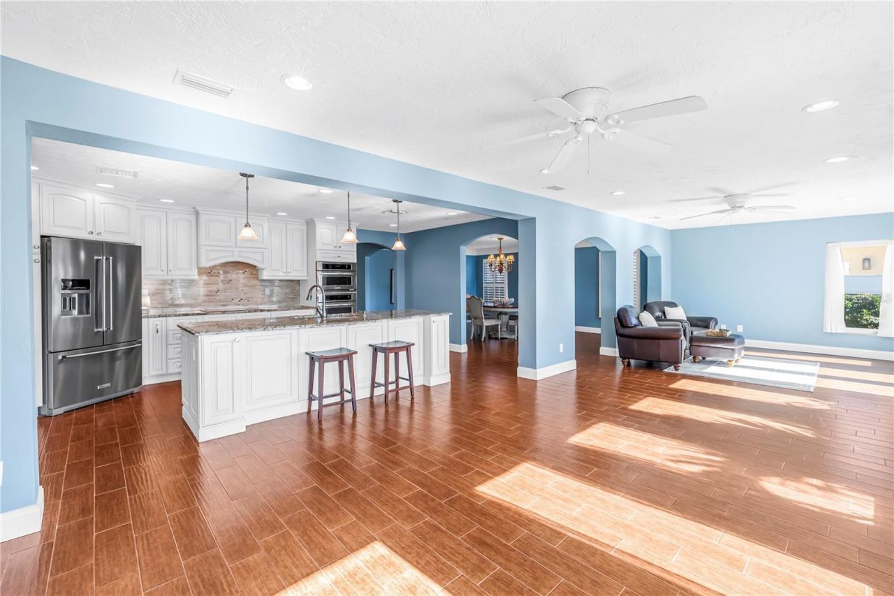 1964 Massachusetts Avenue Ne, Saint Petersburg, FL 33703 Photo