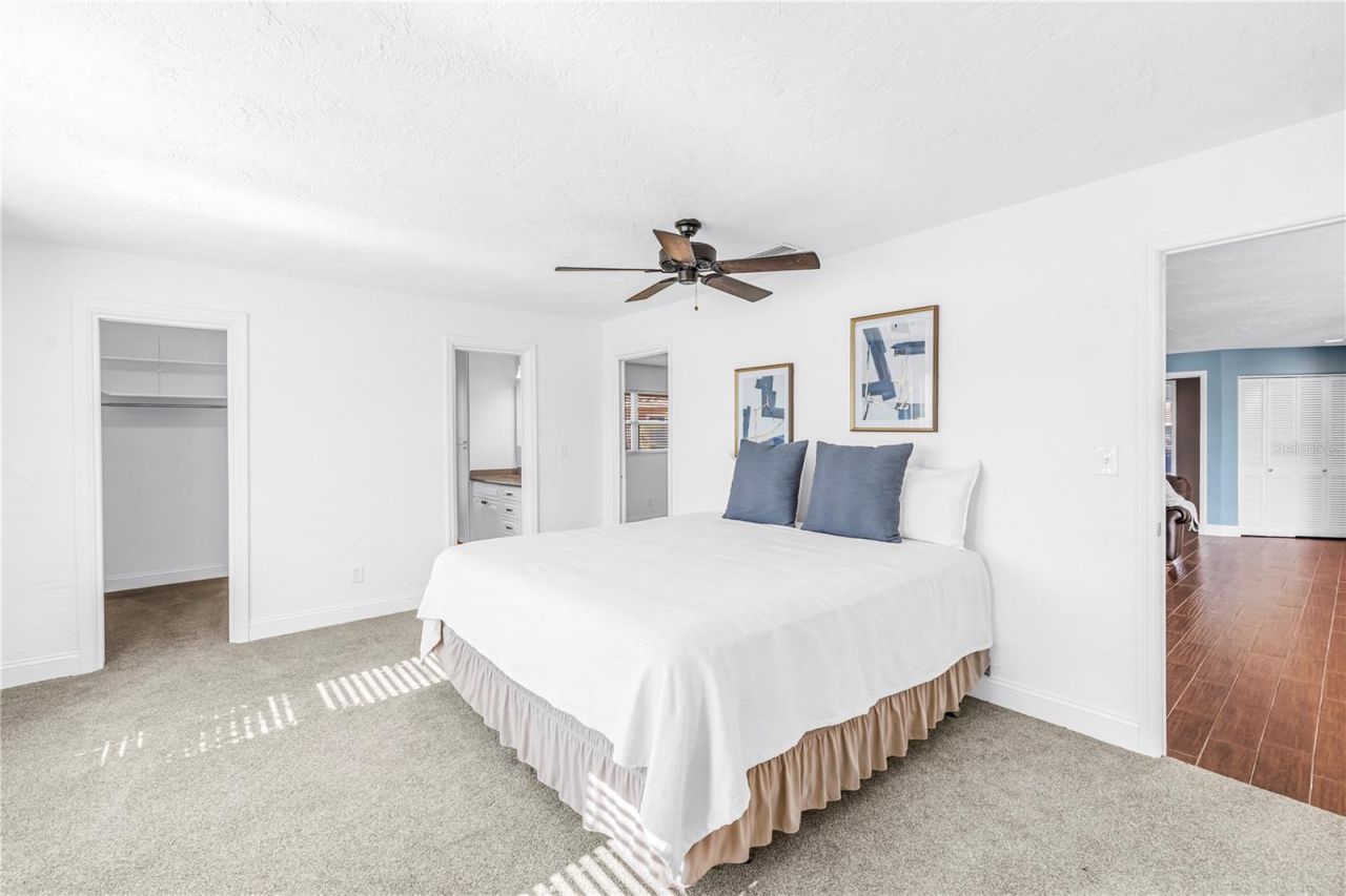 1964 Massachusetts Avenue Ne, Saint Petersburg, FL 33703 Photo
